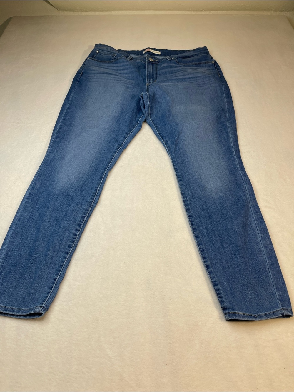 Signature by Levi Strauss Women’s Skinny Jeans - Blue MID RISE SIZE 16 M